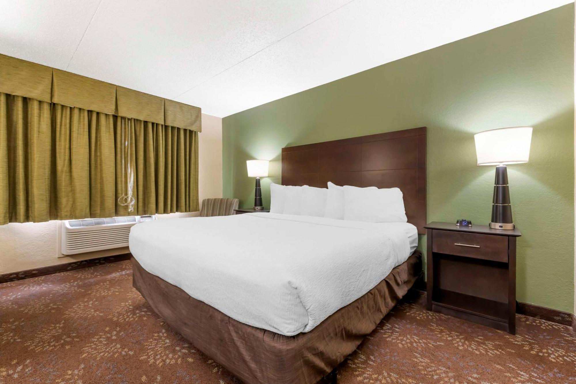 Western Hotel 3*